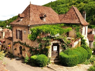 Jigsaw Puzzle «Village in Normandy»