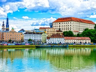 Jigsaw Puzzle «City on the Danube»