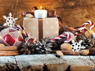 Jigsaw Puzzle «Composition with gifts»