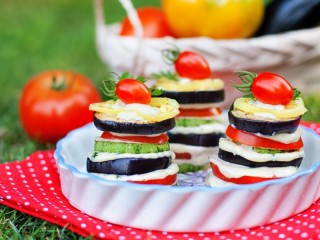 Jigsaw Puzzle «Vegetable cakes»