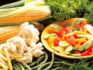 Jigsaw Puzzle «Salad and corn»
