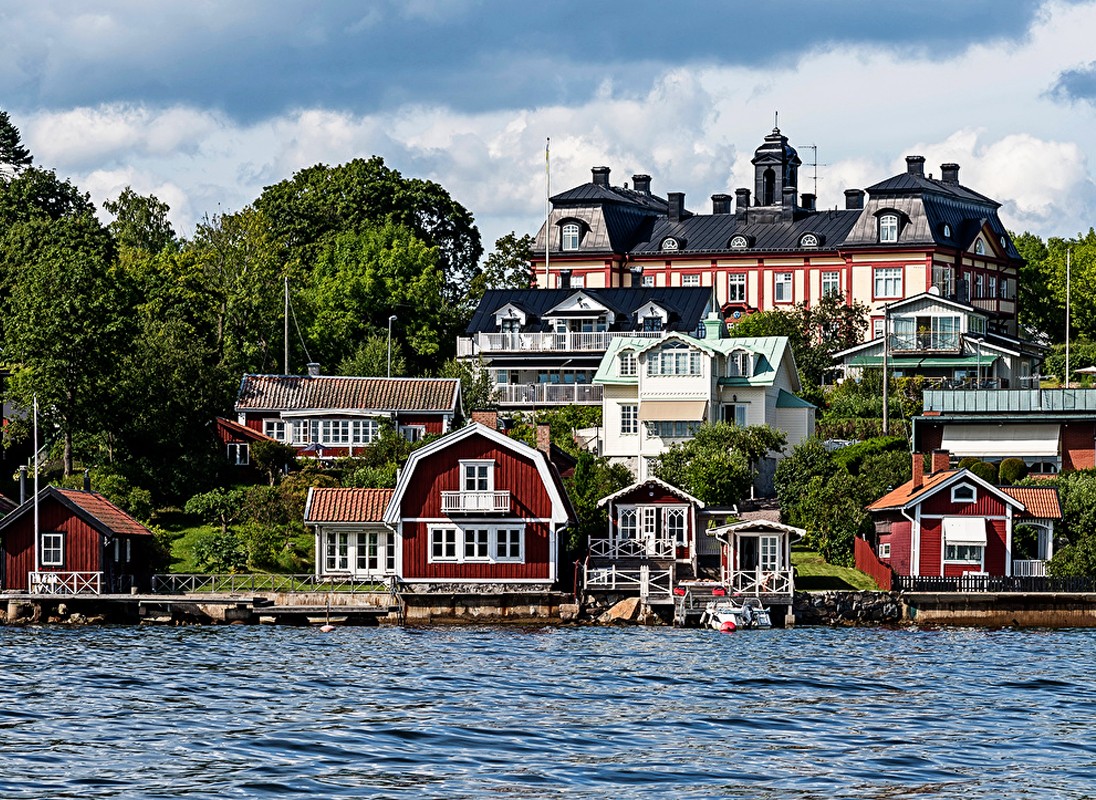 Home's towns. Стокгольм зеленый город. Буден (город) что посмотреть.