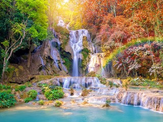 Jigsaw Puzzle «Waterfall in the tropics»